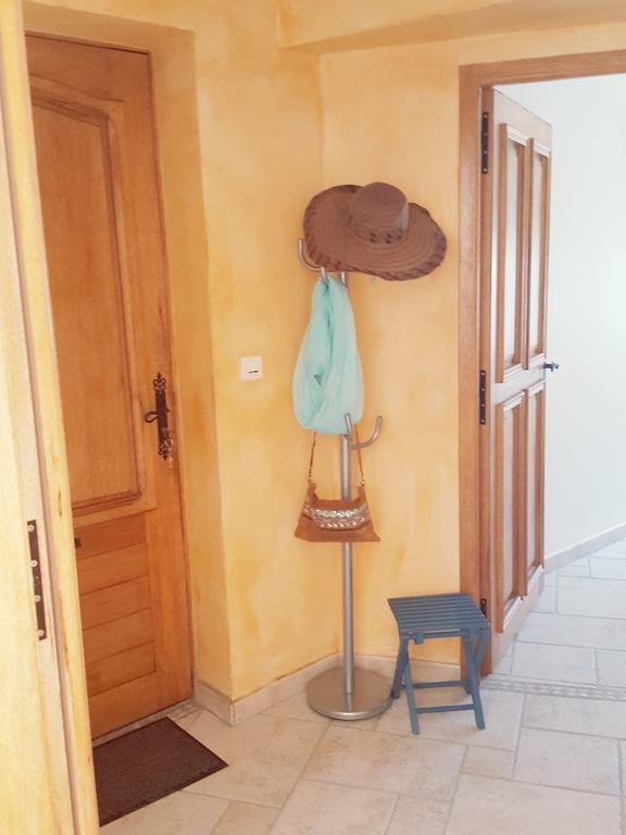 Apartment Elsabio 2 Arles Ngoại thất bức ảnh